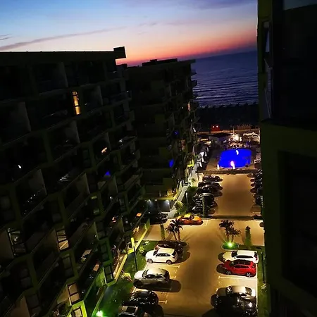 Mamaia Revo In Alezzi Beach Appartement